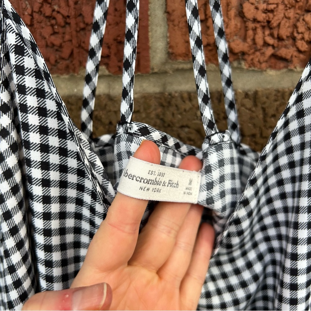 Abercrombie & Fitch Black and White Gingham Print Strappy Racerback Tank Top - Picture 4 of 4